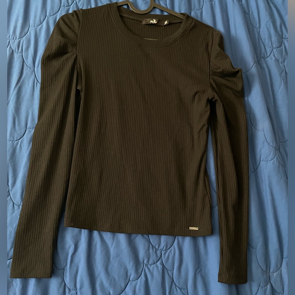Women’s Puffed Sleeve Black Long Sleeve Top NWOT - Picture 2 of 6